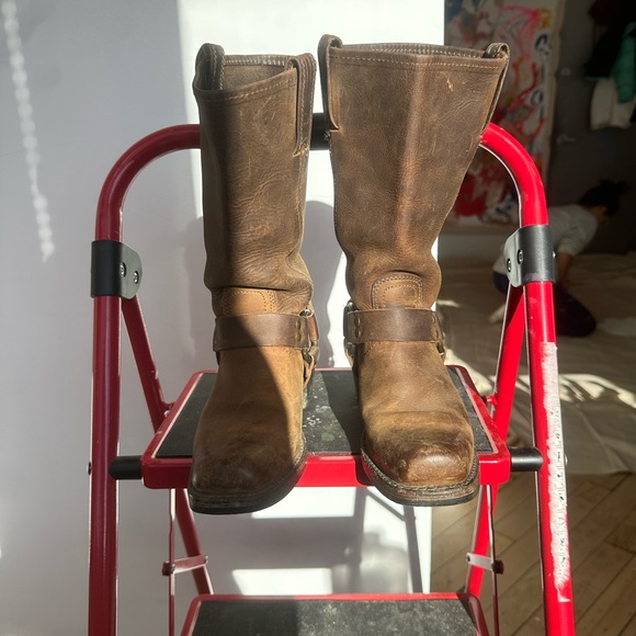 Frye Brown Cowboy & Western Boots with Leather Material and Decorative Strap - Picture 7 of 7